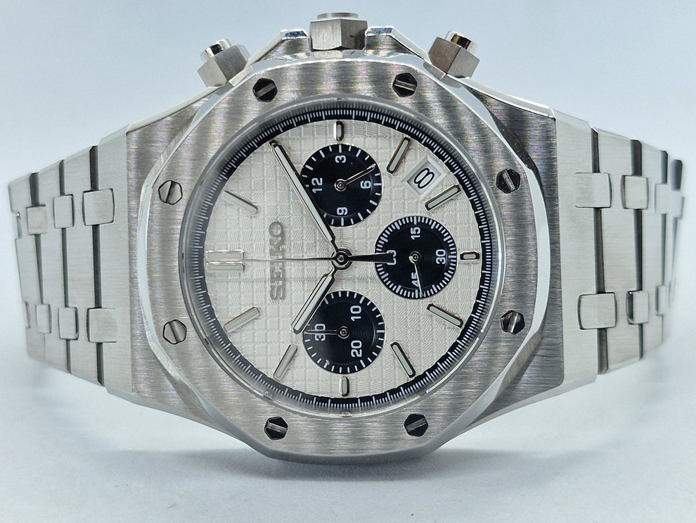 The Octagon Chrono Panda