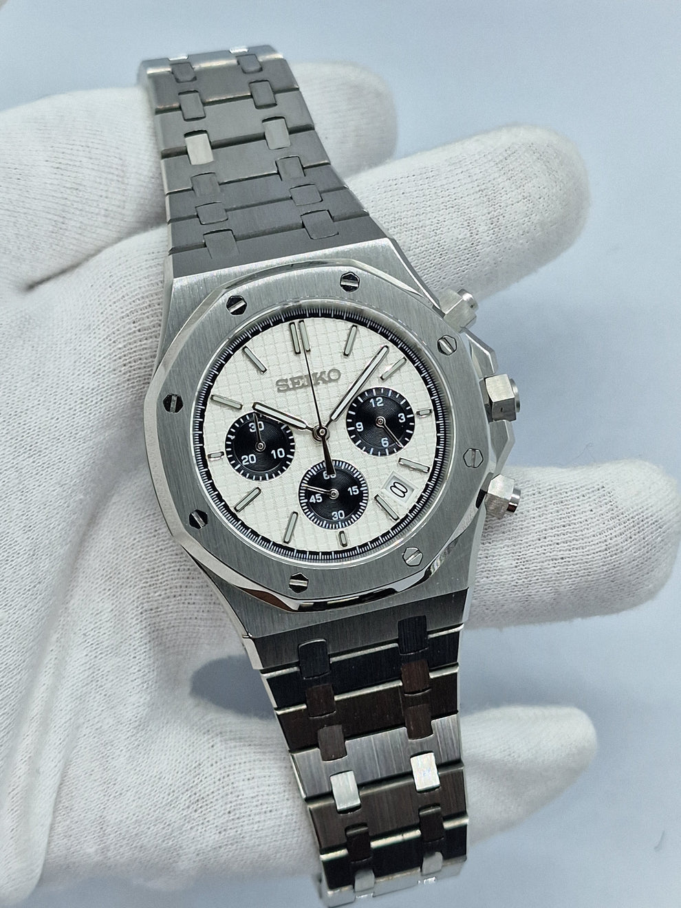 The Octagon Chrono Panda
